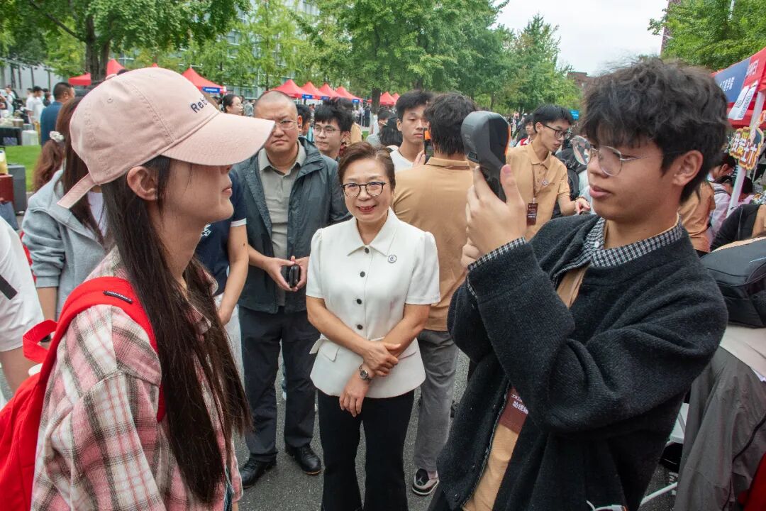 金沙娱乐城